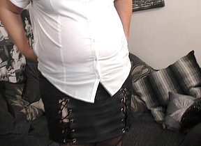 Naughty curvy mama playing with in the flesh